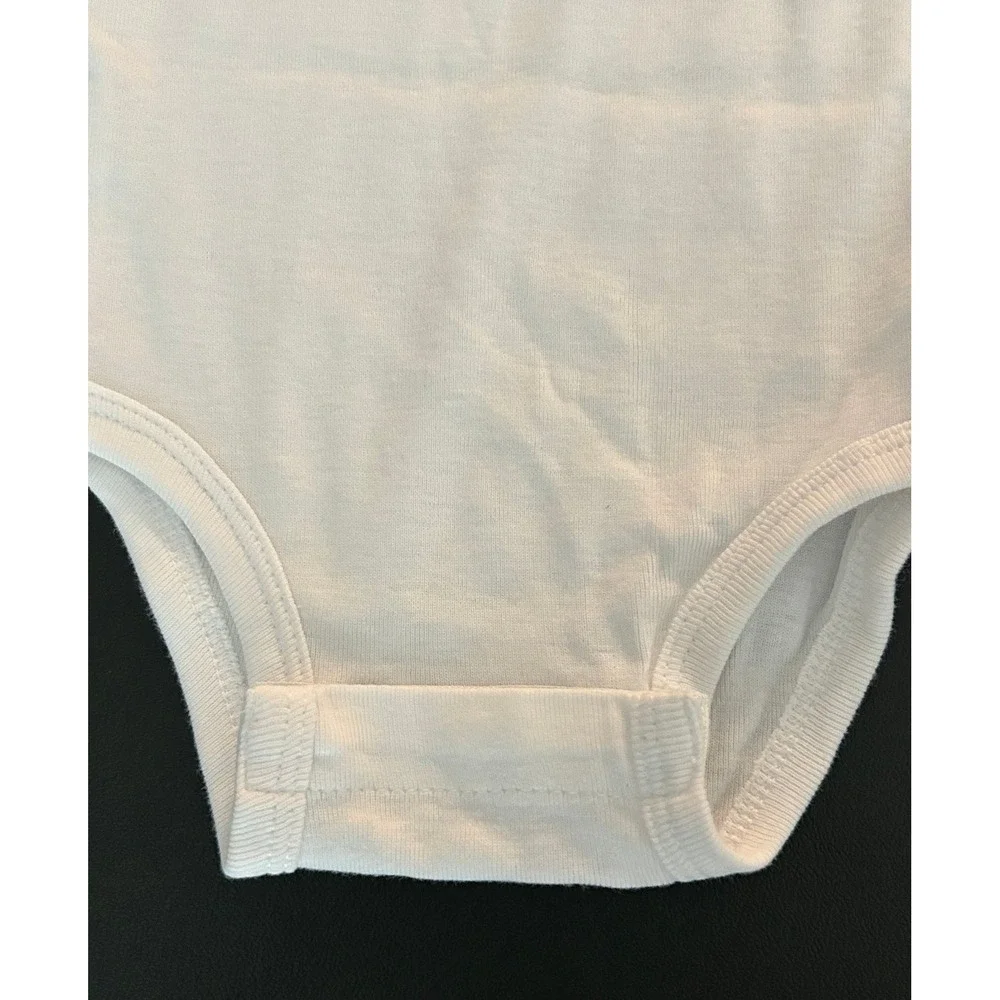 Huggies Organic Cotton White Short Sleeve Baby Bodysuit 6M Infant 2102-001